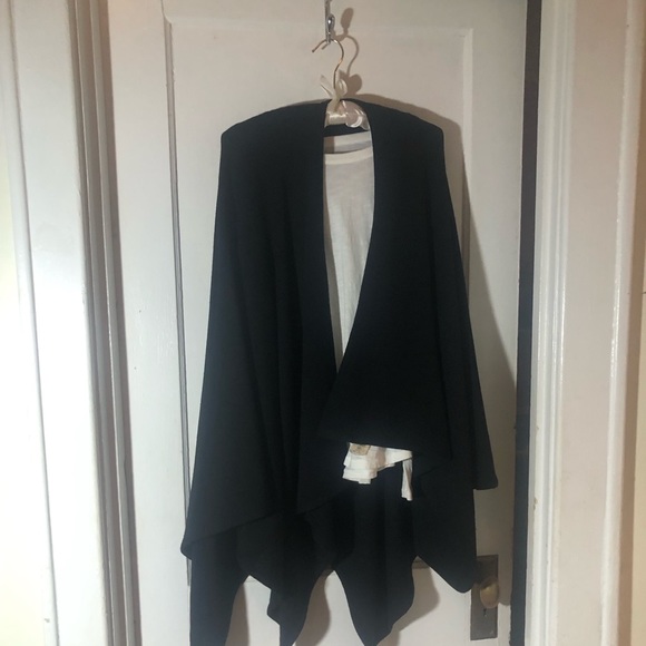 Wrap, ruana whatever you want to call it - Picture 1 of 3